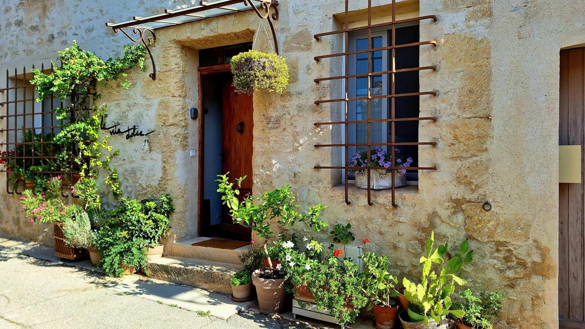 La Vita Dolce, Luberon Grambois Luaran gambar