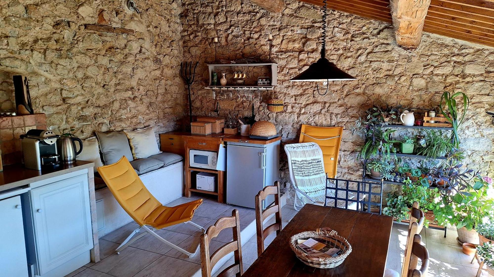 La Vita Dolce, Luberon Grambois Luaran gambar